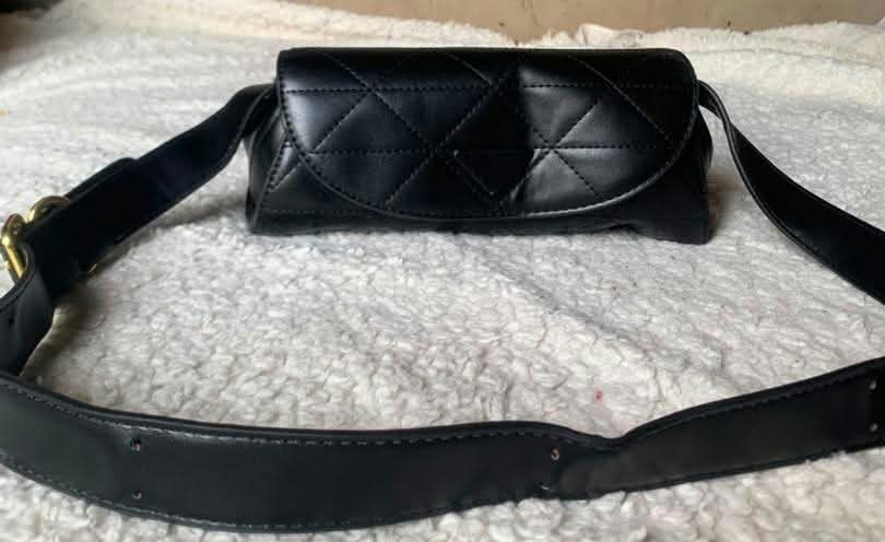 Black quilted mini shoulder bag