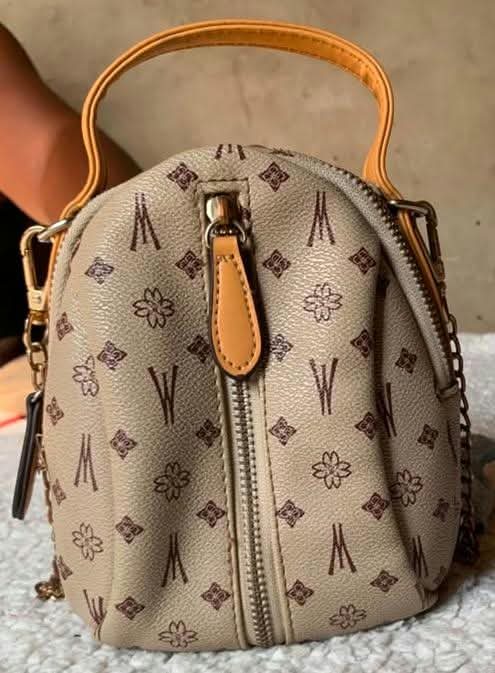 Beige floral-print mini bag
