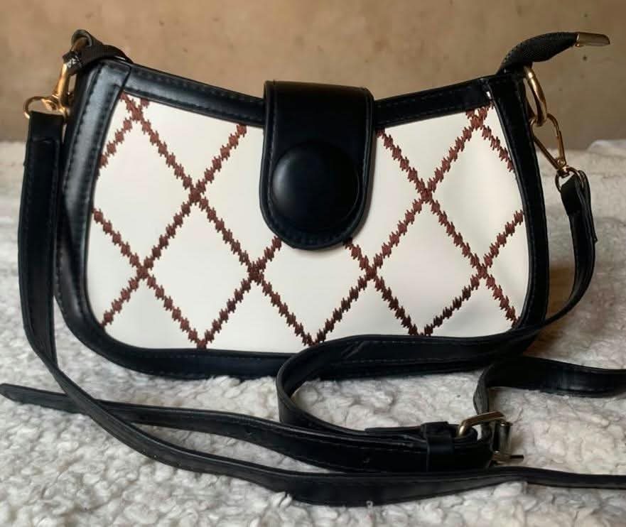 White diamond-stitch shoulder bag